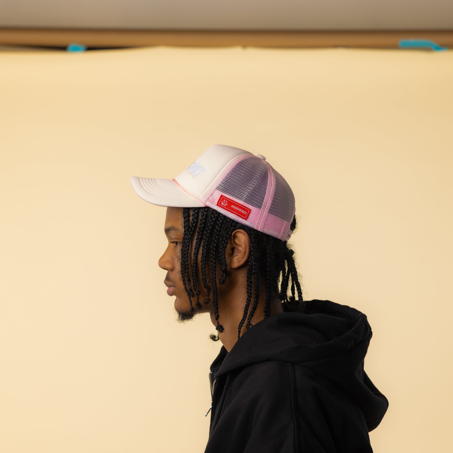 MEMBERS ONLY Pink/White